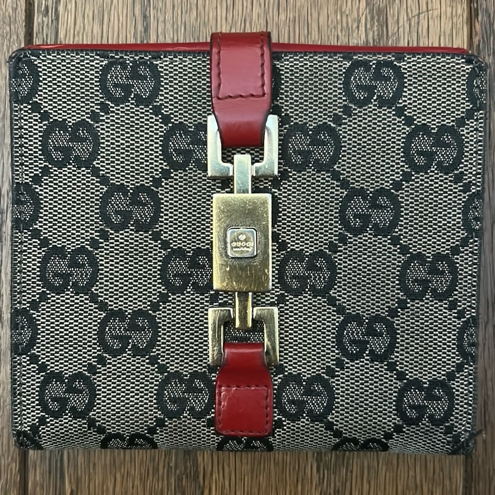 Gucci Wallet with Coin Compartment
